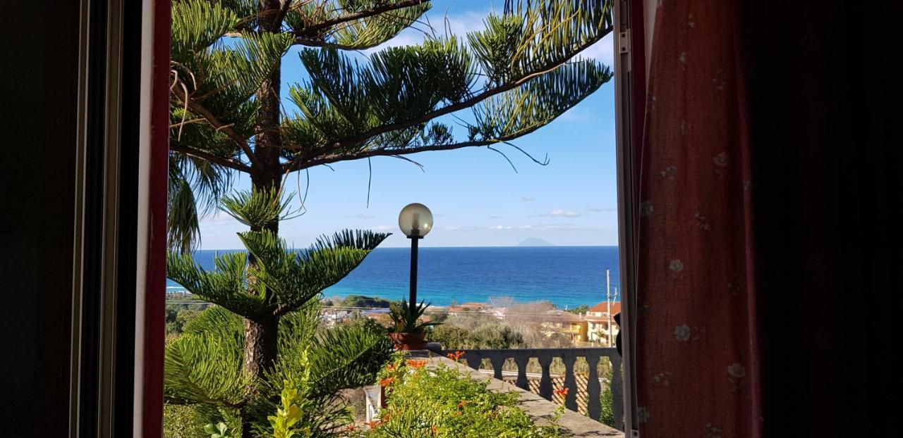 San Carlo - Terrazzo Sul Mare Con Ristorante E Pizzeria Acomodação com café da manhã Zambrone Exterior foto